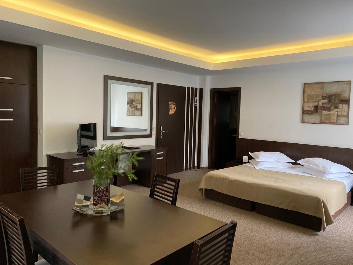 Hotel Smart Sinaia Eksteriør bilde