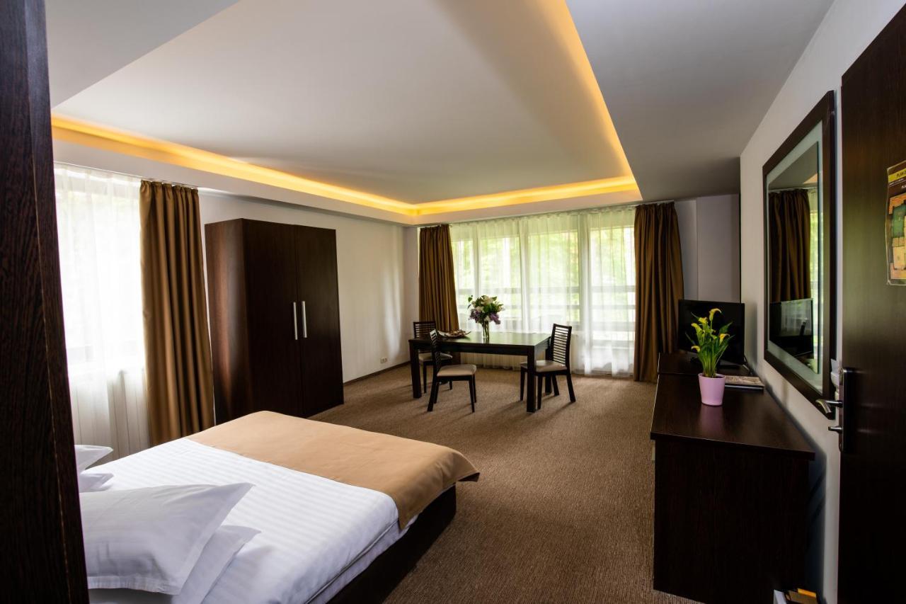 Hotel Smart Sinaia Eksteriør bilde