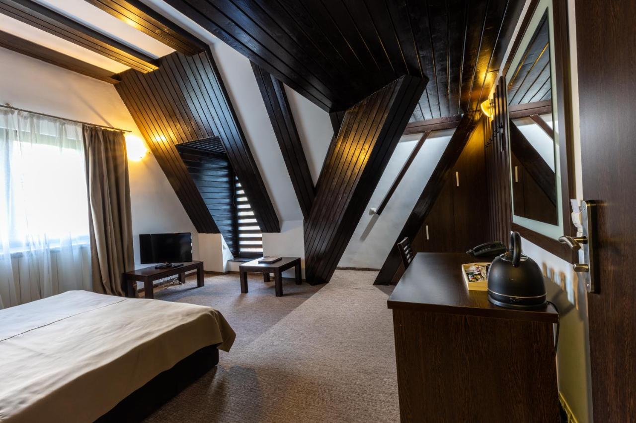 Hotel Smart Sinaia Eksteriør bilde